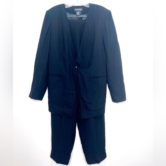 Halston Heritage Jackets & Blazers - Halston Vintage women’s Black pants suit with metallic pinstripes size 12
